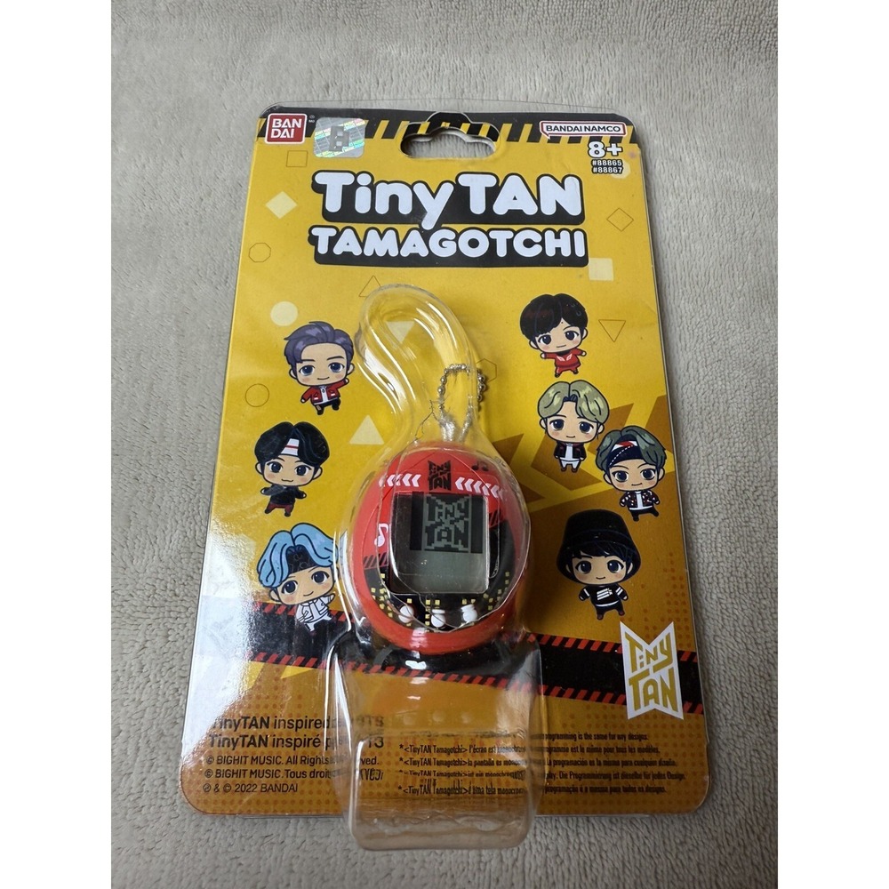 Tamagotchi‎ Nano x TinyTAN - Red